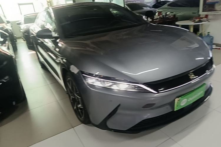Used BYD Han 2021 EV Standard Range Luxury Model Front Right 45 Deg