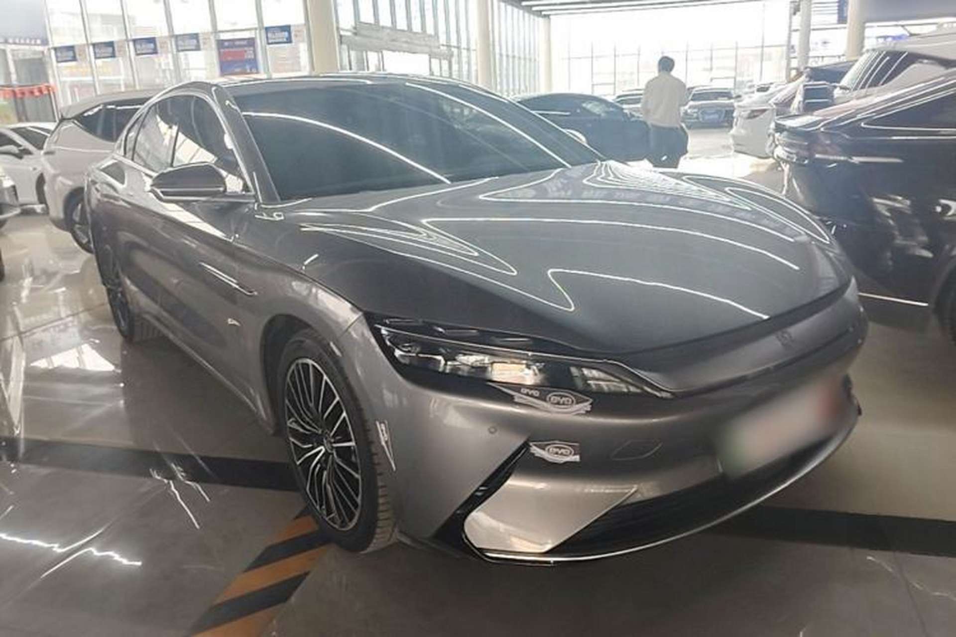Used BYD Han 2021 EV Standard Range Luxury Model Front Right 45 Deg