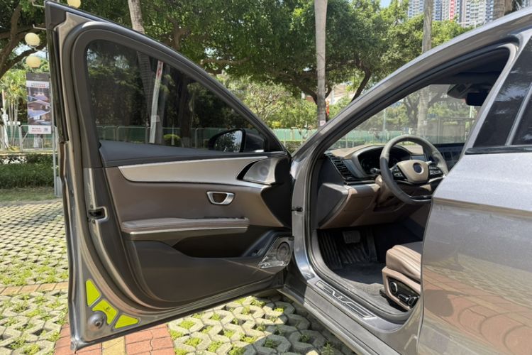 Used BYD Han 2021 EV Standard Range Luxury Model Interior 2
