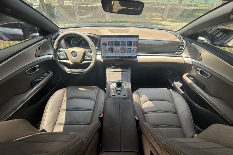 Used BYD Han 2021 EV Standard Range Luxury Model Interior 4