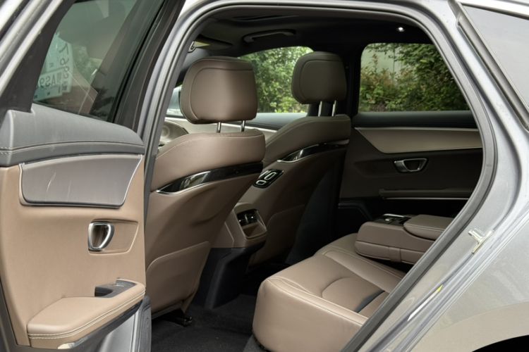 Used BYD Han 2021 EV Standard Range Luxury Model Interior 6