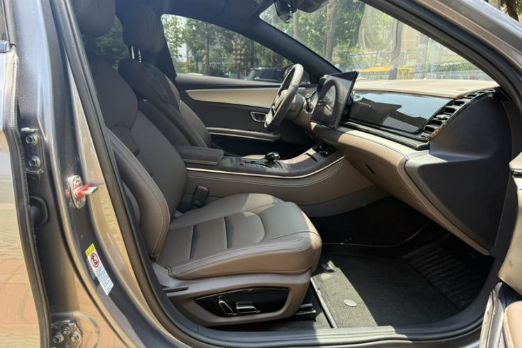 Used BYD Han 2021 EV Standard Range Luxury Model Interior 7