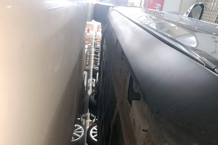 Used BYD Han 2021 EV Standard Range Luxury Model Left Side Sill