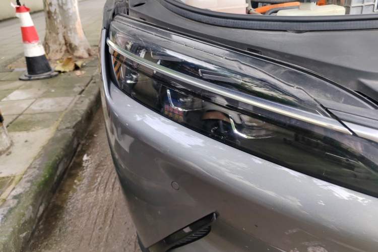 Used BYD Han 2021 EV Standard Range Luxury Model Right Front Headlight