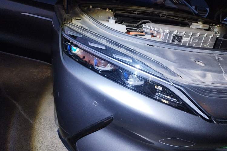 Used BYD Han 2021 EV Standard Range Luxury Model Right Front Headlight
