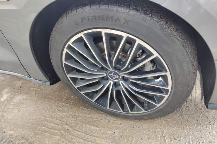 Used BYD Han 2021 EV Standard Range Luxury Model Right Front Wheel Hub