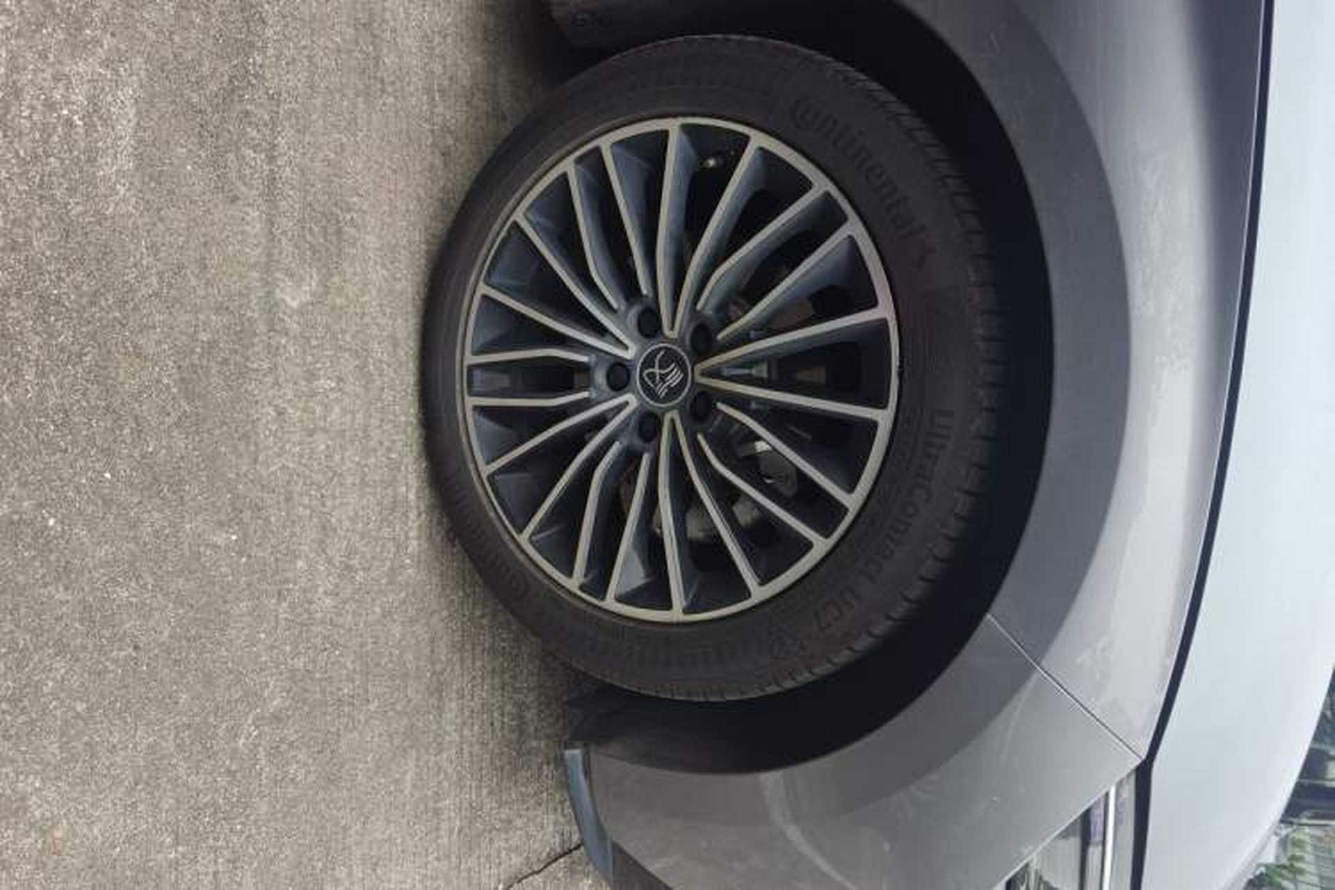 Used BYD Han 2021 EV Standard Range Luxury Model Right Front Wheel Hub