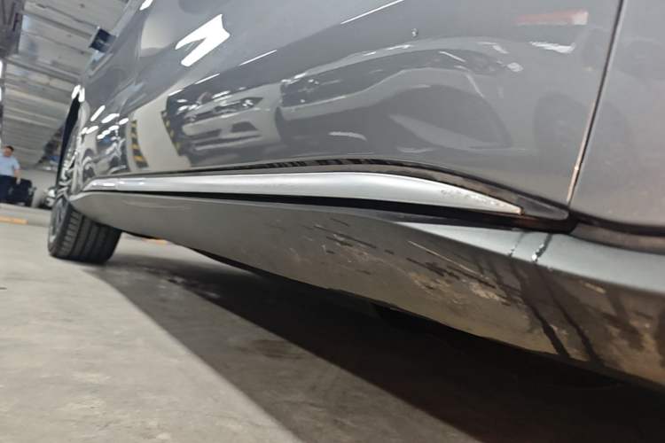 Used BYD Han 2021 EV Standard Range Luxury Model Right Side Sill