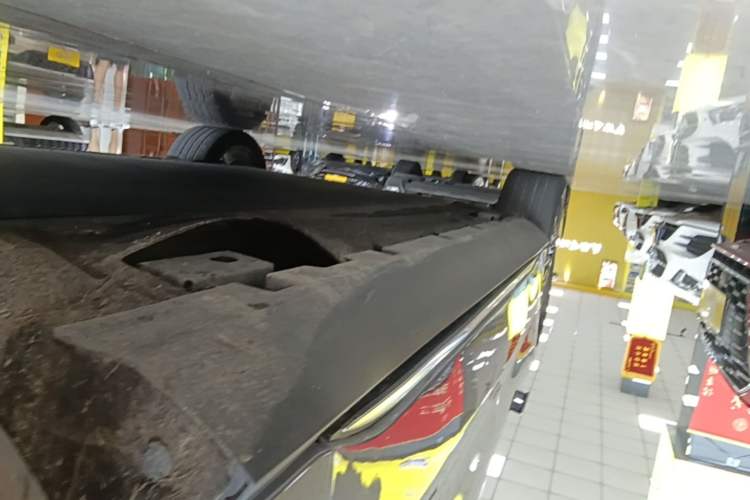 Used BYD Han 2021 EV Standard Range Luxury Model Right Side Sill