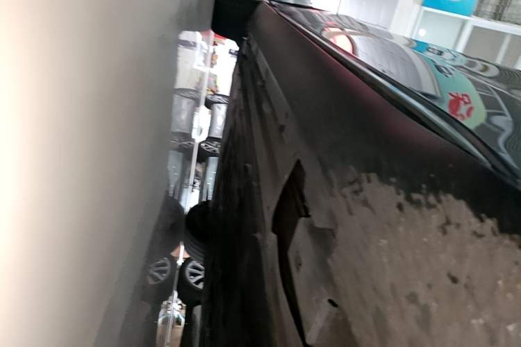 Used BYD Han 2021 EV Standard Range Luxury Model Right Side Sill
