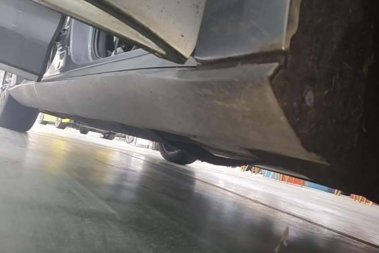 Used BYD Han 2021 EV Standard Range Luxury Model Right Side Sill