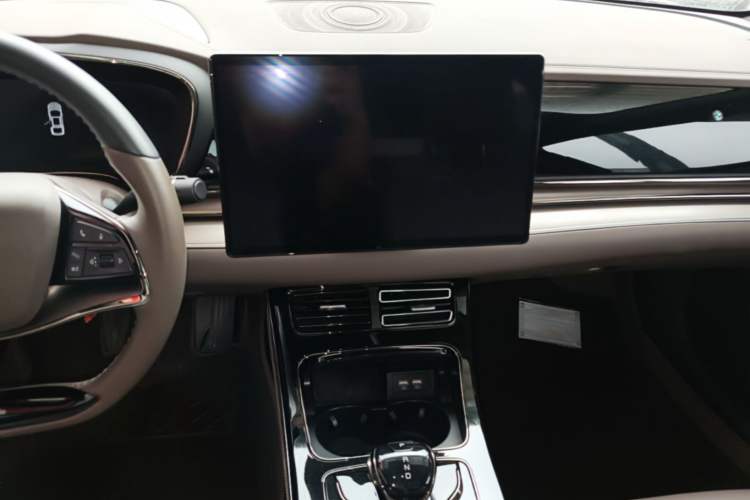 Used BYD Han 2021 EV Standard Range Luxury Model Audio And AC Panel