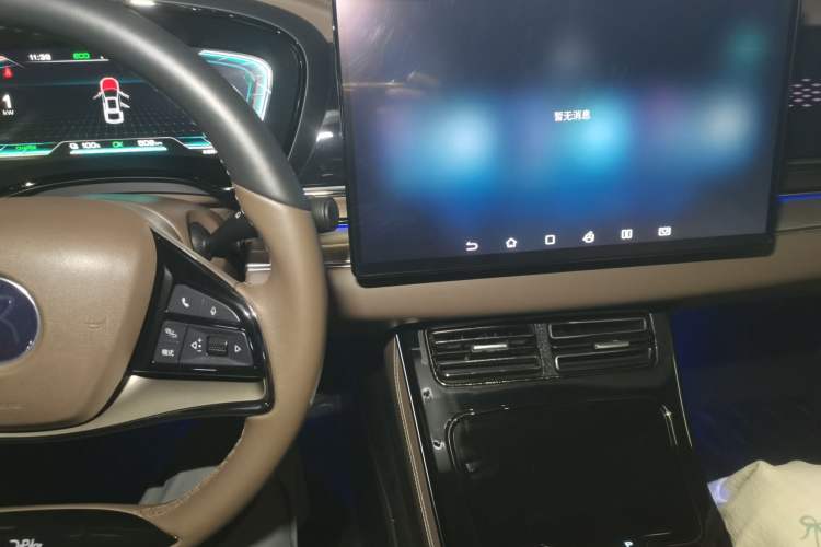 Used BYD Han 2021 EV Standard Range Luxury Model Audio And AC Panel