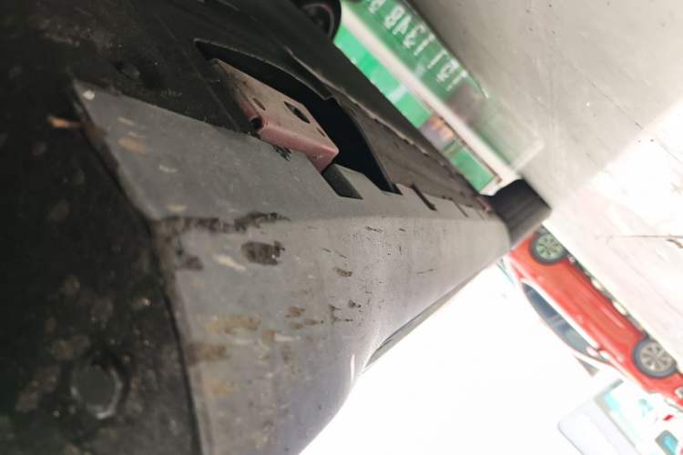 Used BYD Han 2021 EV Standard Range Luxury Model Right Side Sill