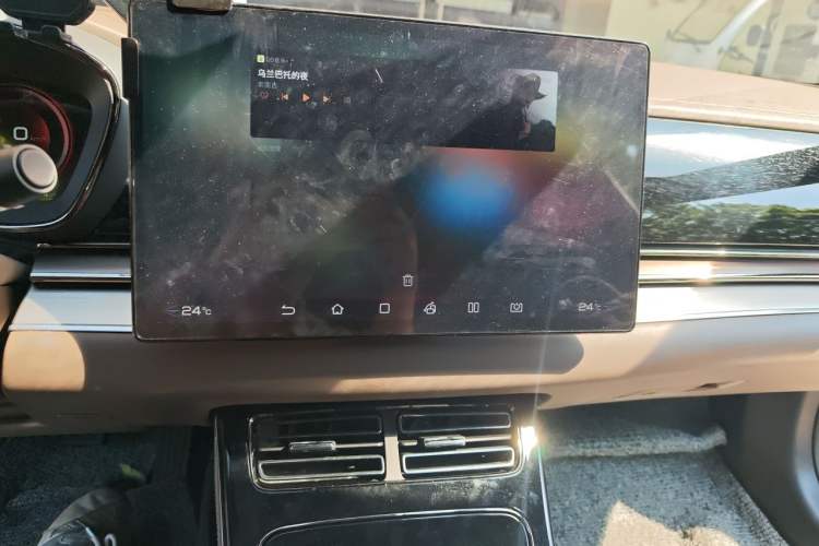 Used BYD Han 2021 EV Standard Range Luxury Model Audio And AC Panel