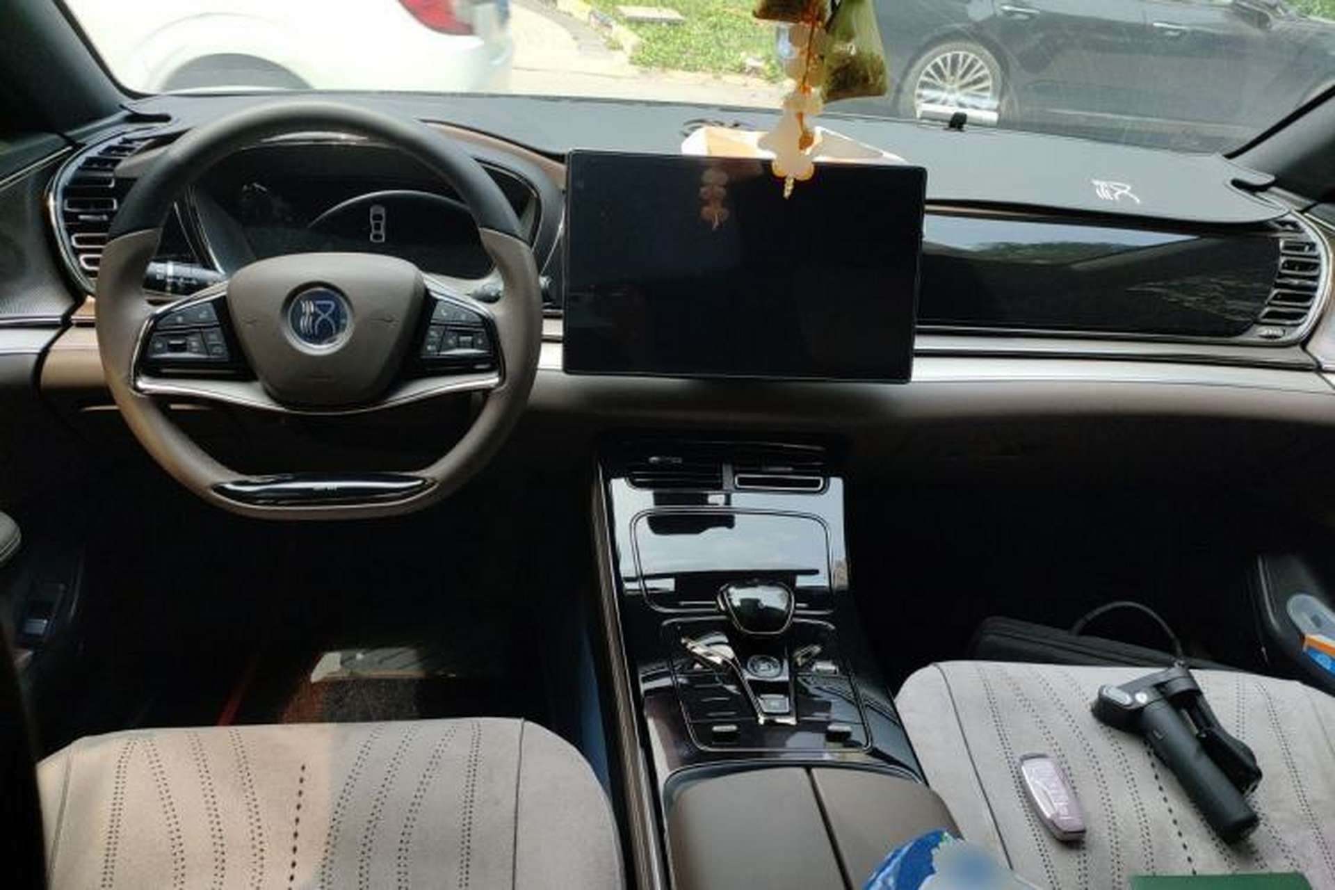 Used BYD Han 2021 EV Standard Range Luxury Model Center Console