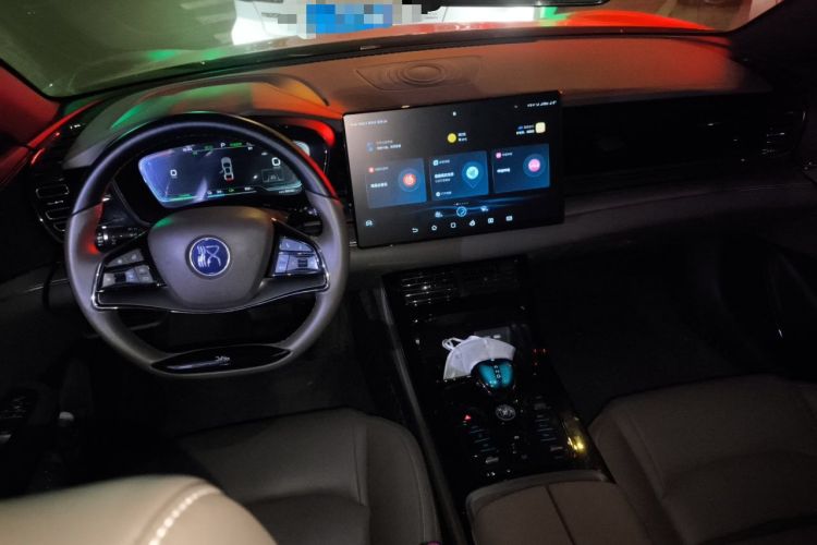 Used BYD Han 2021 EV Standard Range Luxury Model Center Console