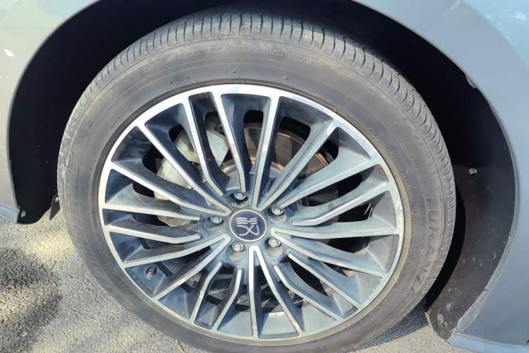 Used BYD Han 2021 EV Standard Range Luxury Model Exterior 2