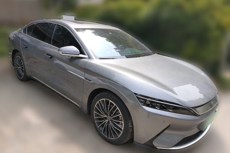 Used BYD Han 2021 EV Standard Range Luxury Model Front Right 45 Deg