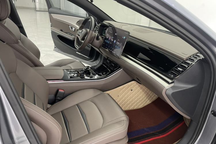 Used BYD Han 2021 EV Standard Range Luxury Model Interior 2