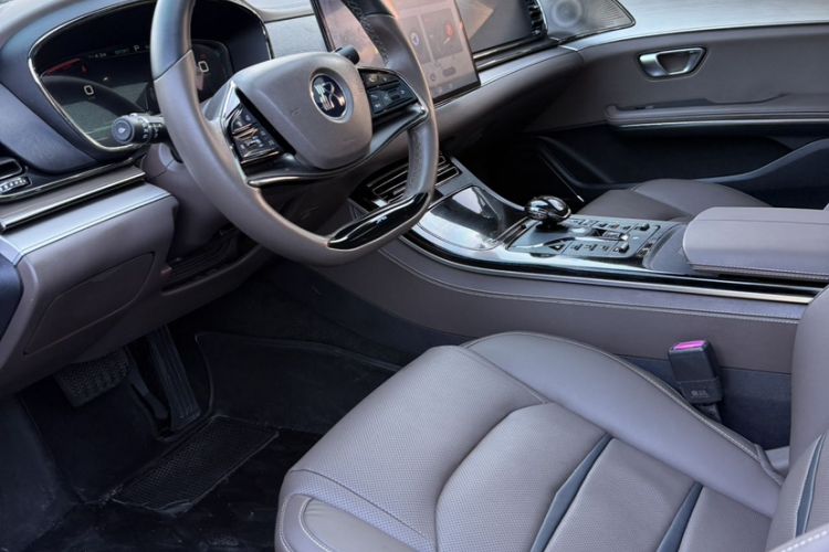 Used BYD Han 2021 EV Standard Range Luxury Model Interior 3