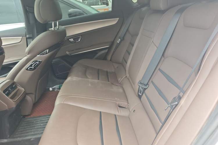 Used BYD Han 2021 EV Standard Range Luxury Model Interior 4