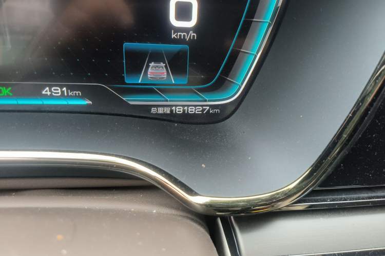 Used BYD Han 2021 EV Standard Range Luxury Model Odometer Close Up