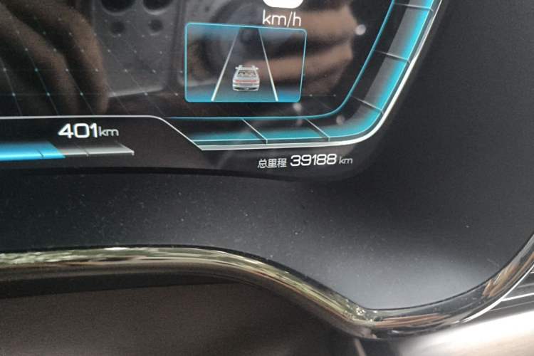 Used BYD Han 2021 EV Standard Range Luxury Model Odometer Close Up
