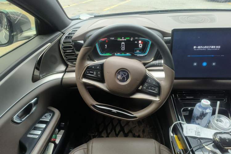 Used BYD Han 2021 EV Standard Range Luxury Model Steering Wheel