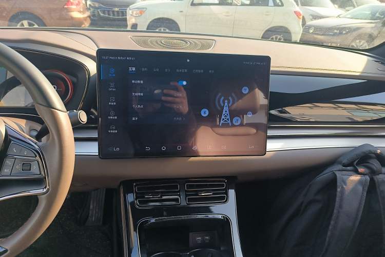 Used BYD Han 2021 EV Standard Range Luxury Model Audio And AC Panel