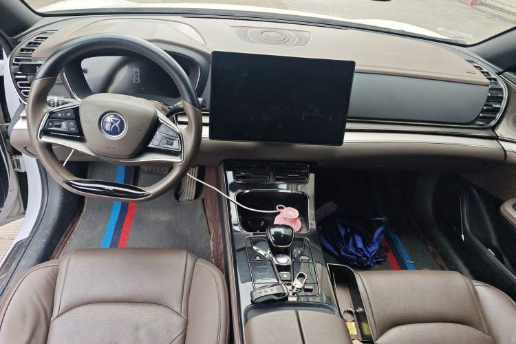 Used BYD Han 2021 EV Standard Range Luxury Model Center Console