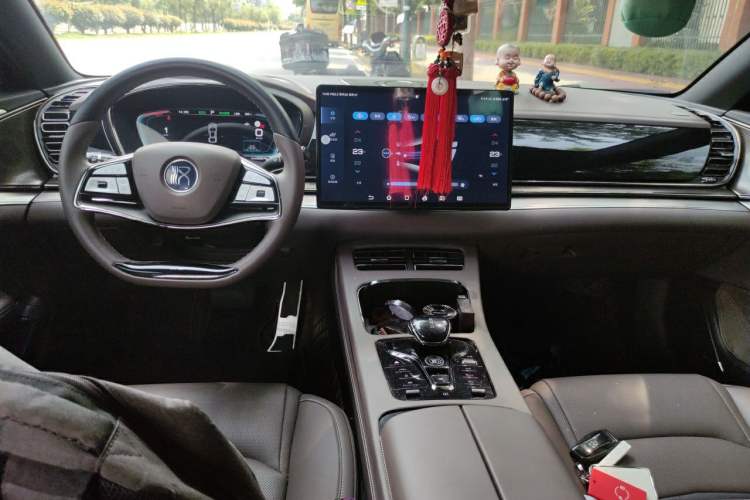 Used BYD Han 2021 EV Standard Range Luxury Model Center Console