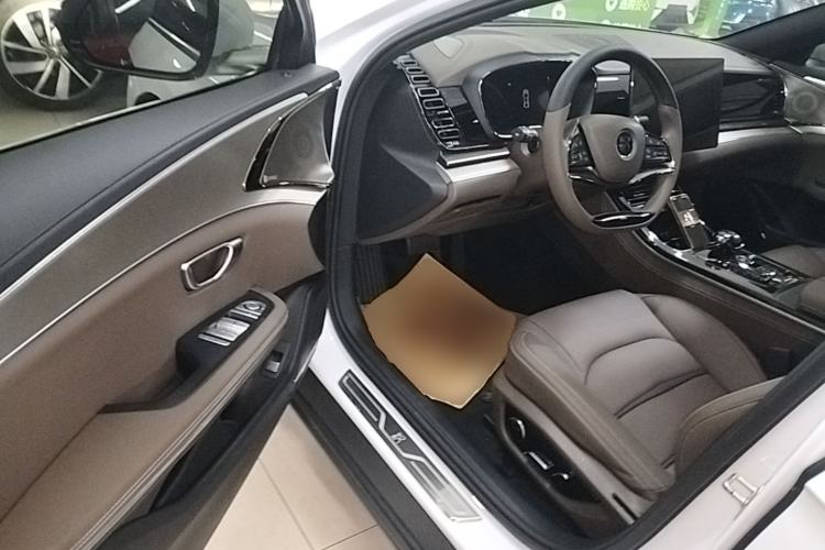 Used BYD Han 2021 EV Standard Range Luxury Model Driver Seat