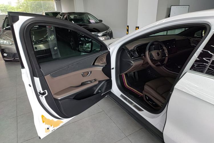Used BYD Han 2021 EV Standard Range Luxury Model Driver Seat
