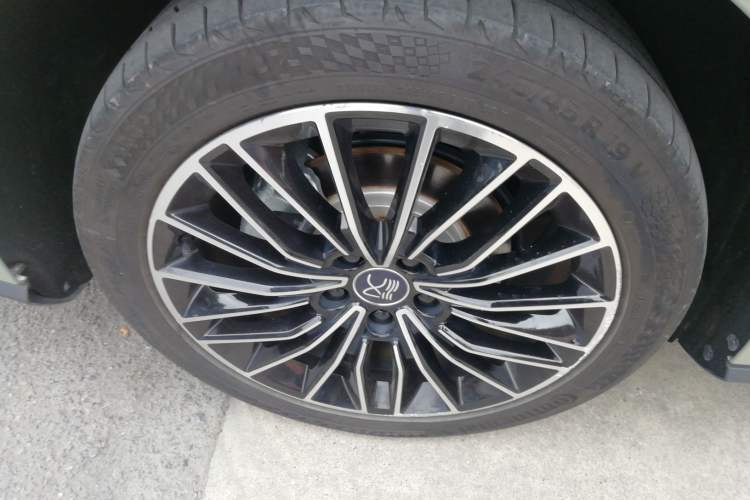 Used BYD Han 2021 EV Standard Range Luxury Model Exterior 2