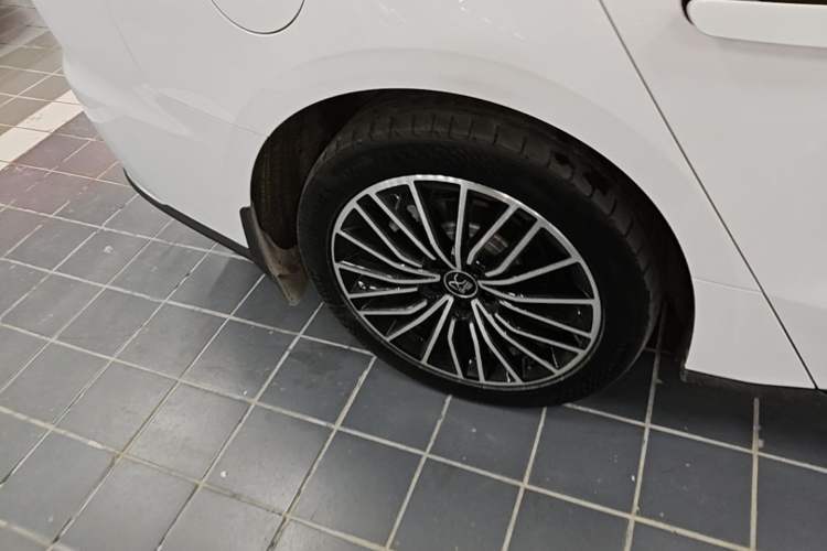 Used BYD Han 2021 EV Standard Range Luxury Model Exterior 5