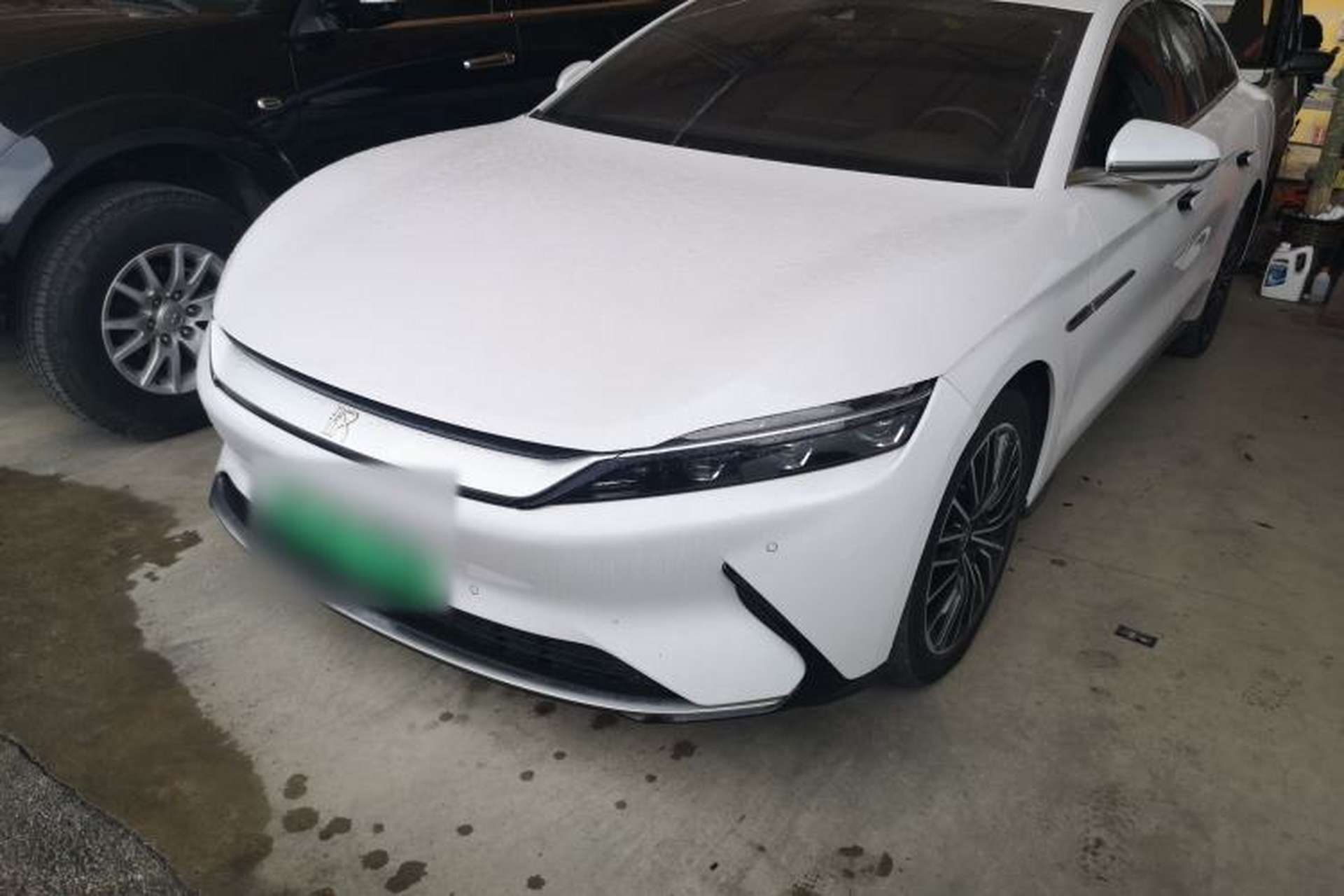 Used BYD Han 2021 EV Standard Range Luxury Model Front Left 45 Deg