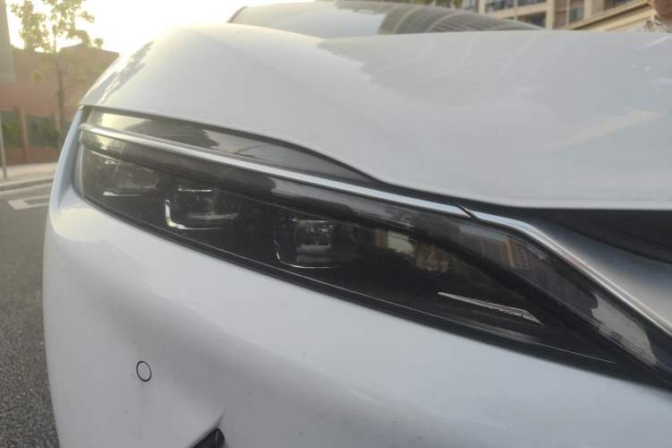 Used BYD Han 2021 EV Standard Range Luxury Model Right Front Headlight