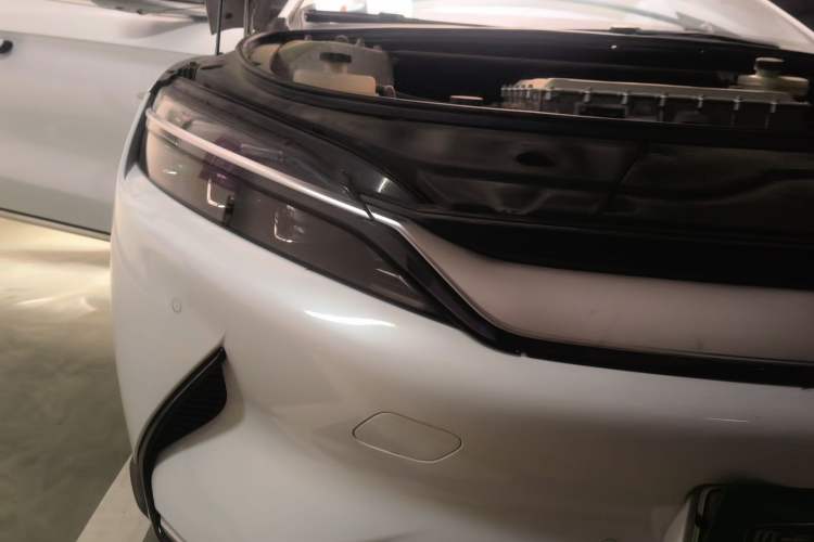 Used BYD Han 2021 EV Standard Range Luxury Model Right Front Headlight