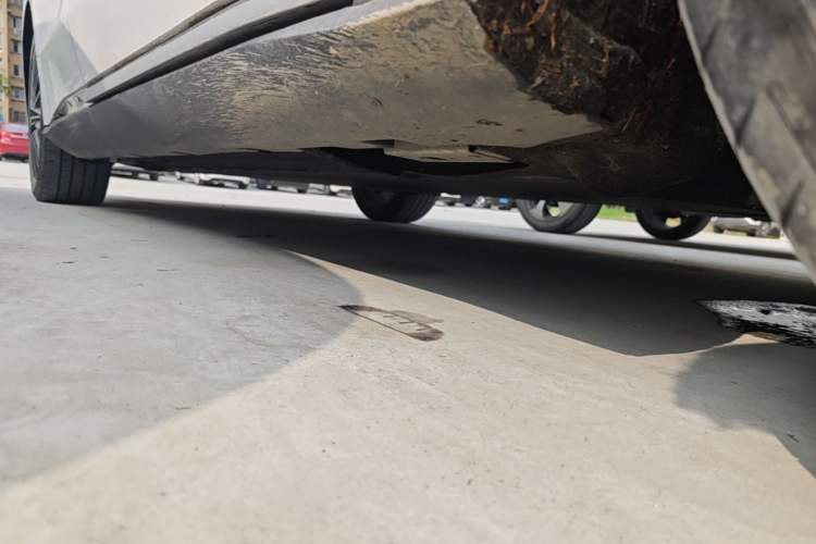Used BYD Han 2021 EV Standard Range Luxury Model Right Side Sill