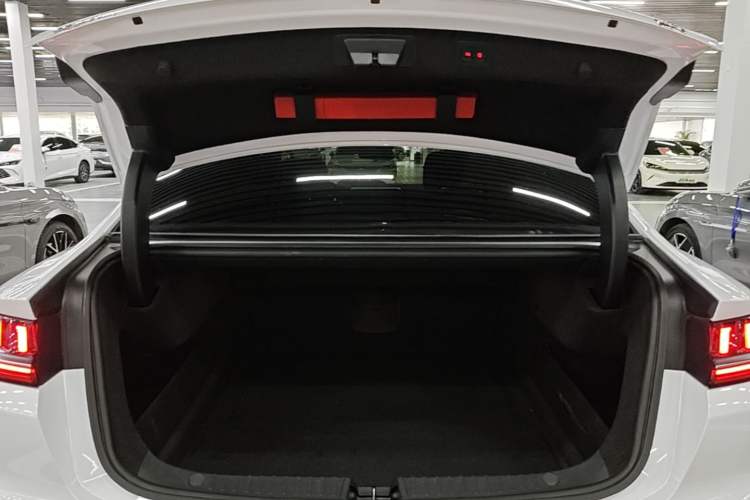 Used BYD Han 2021 EV Standard Range Luxury Model Trunk