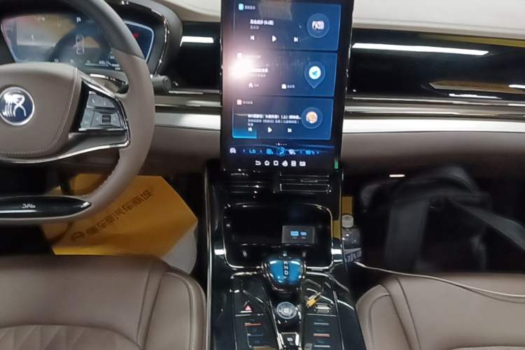 Used BYD Han 2022 DM-i 121KM Prestige Model Audio And AC Panel