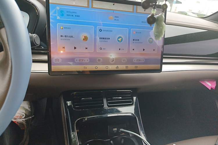 Used BYD Han 2022 DM-i 121KM Prestige Model Audio And AC Panel