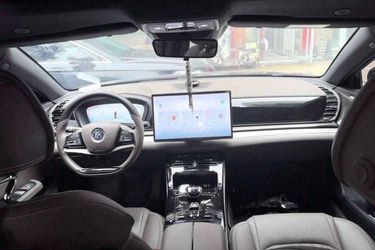 Used BYD Han 2022 DM-i 121KM Prestige Model Center Console