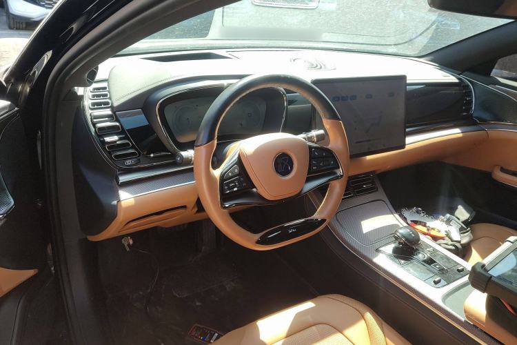 Used BYD Han 2022 EV Genesis Edition 610KM All-Wheel Drive Premium Model Center Console