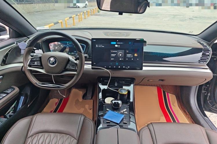 Used BYD Han 2022 DM-i 121KM Prestige Model Center Console