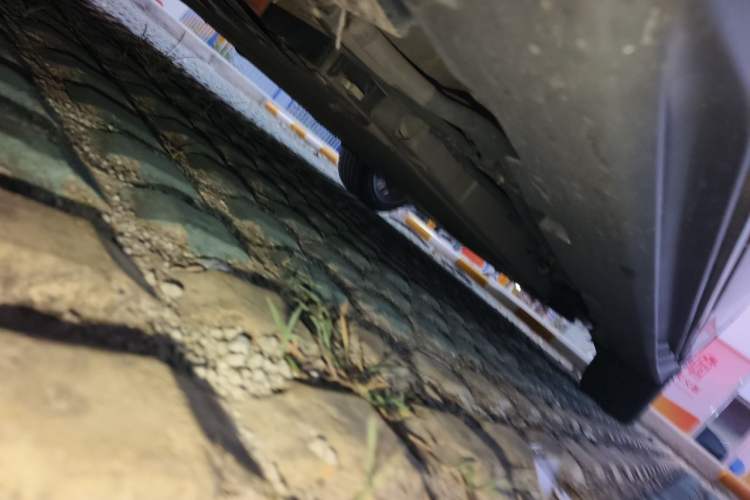 Used BYD Han 2022 DM-i 121KM Prestige Model Chassis Front Left