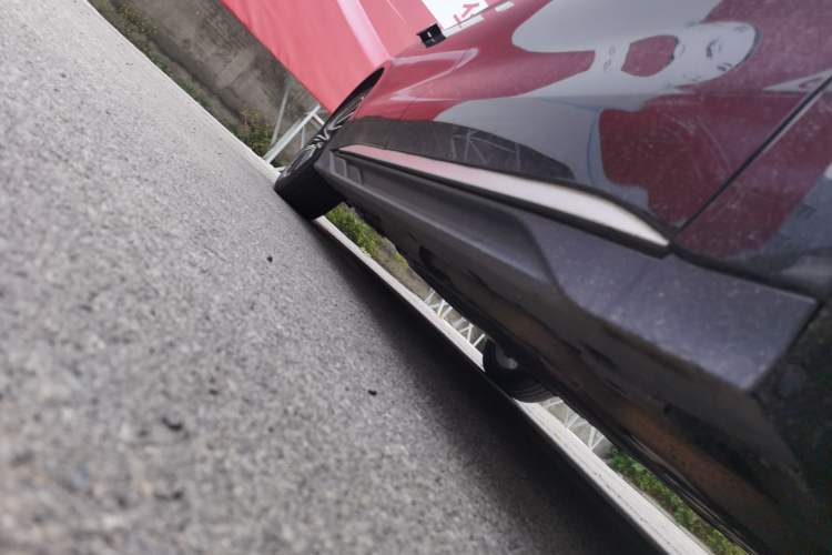 Used BYD Han 2022 DM-i 121KM Luxury Model Chassis Front Right