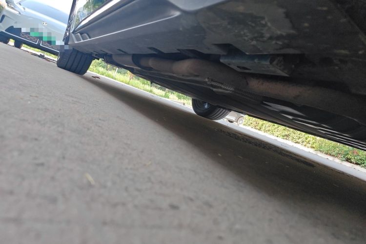 Used BYD Han 2022 DM-i 121KM Prestige Model Chassis Front Right