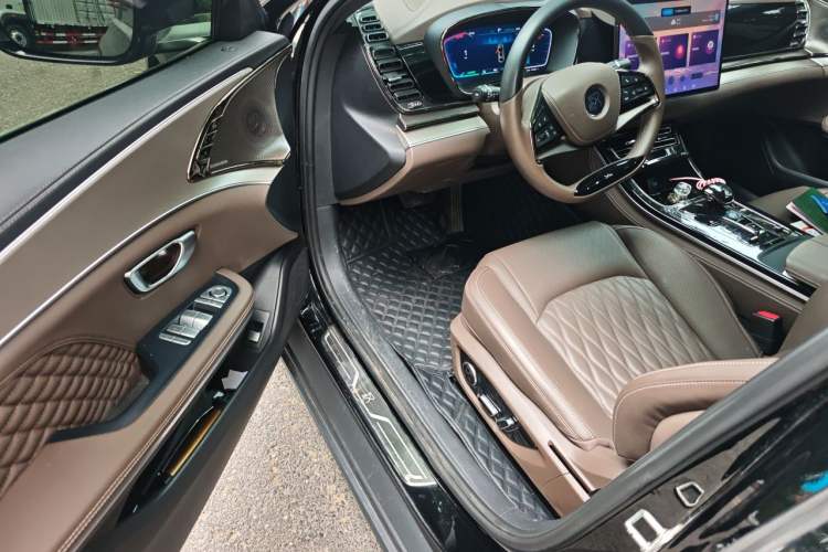 Used BYD Han 2022 DM-i 121KM Prestige Model Driver Seat